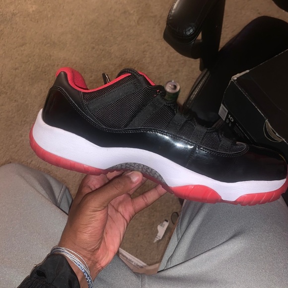 Air Jordan 11 retro low Bred - Picture 3 of 7